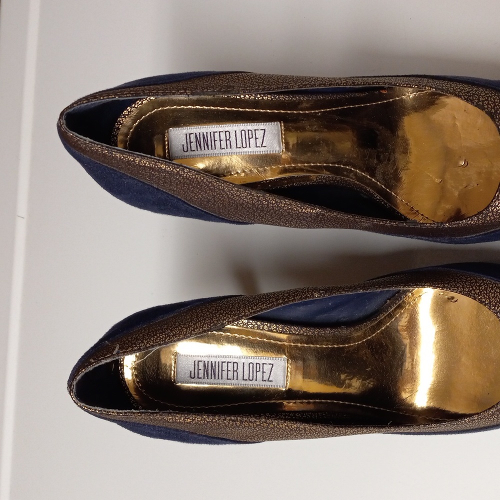 Jennifer Lopez ,blue  high heels with golden accent  .NWNT